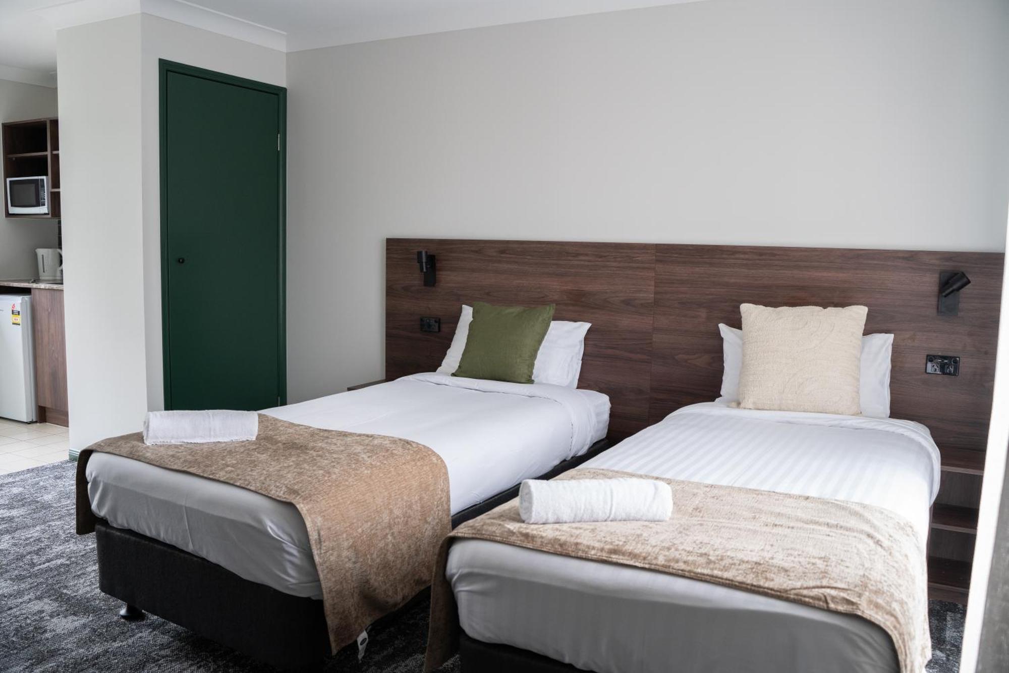 Wallaby Hotel Mudgeeraba Екстериор снимка