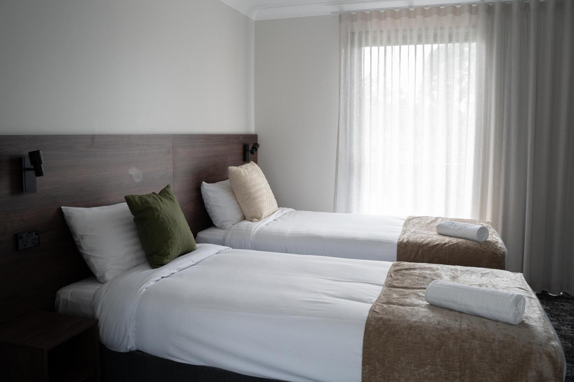 Wallaby Hotel Mudgeeraba Екстериор снимка